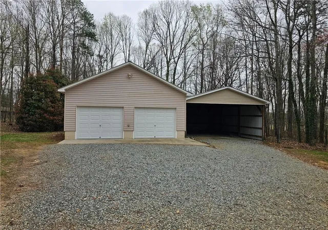 2nd image of 5712 Holly Grove Rd, Thomasville, NC 27360 | MLS# 1223662