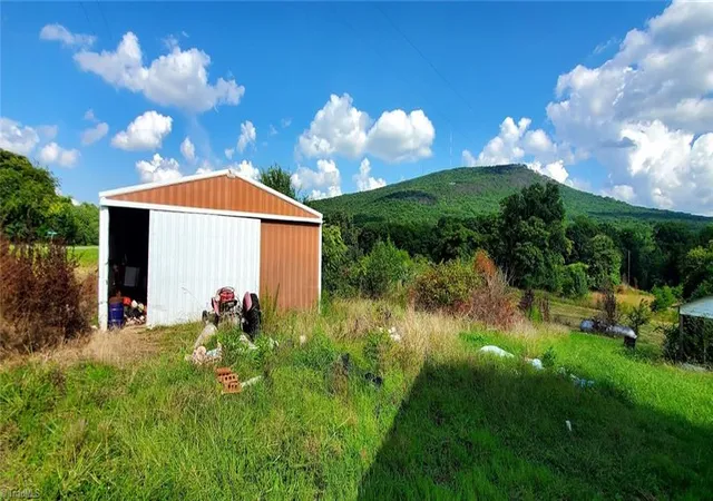 2nd image of 2185 Flat Rock Rd, Pinnacle, NC 27043 | MLS# 1230476