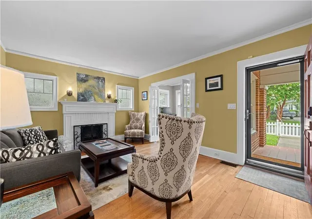 Photo 3 of Sale Pending at 87 Hillcrest Dr, High Point, NC 27262 | MLS# 1227148 | Listing updated on 2026-09-18