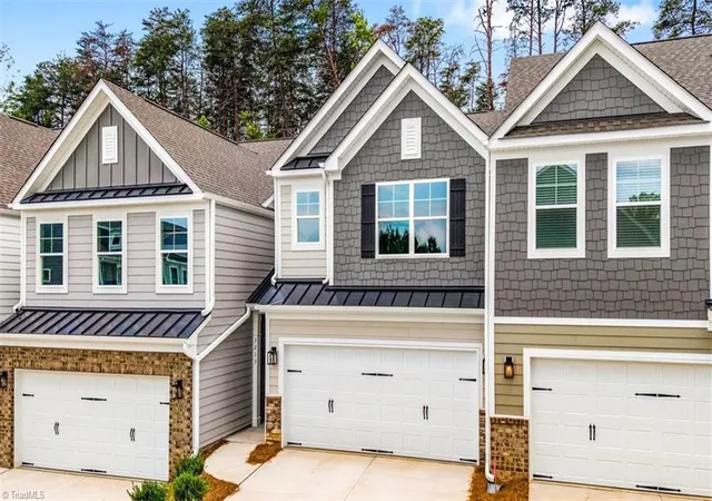 2nd image of 5215 Maple Blossom Trl, Greensboro, NC 27455 | MLS# 1231579