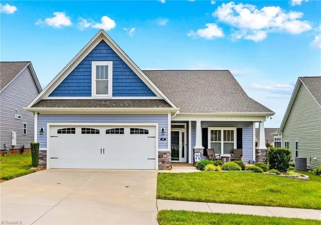Photo 3 of Single family home for sale at 828 Wisteria Way, Salisbury, NC 28146 | MLS# 1227682 | Listing updated on 2026-08-26