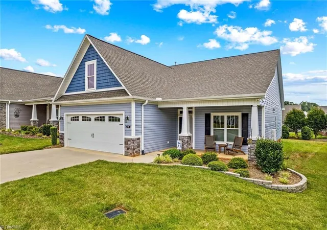 Photo 4 of Single family home for sale at 828 Wisteria Way, Salisbury, NC 28146 | MLS# 1227682 | Listing updated on 2026-08-26
