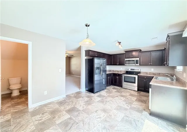 4th image of 1578 Zeverly St, Winston Salem, NC 27127 | MLS# 1233127