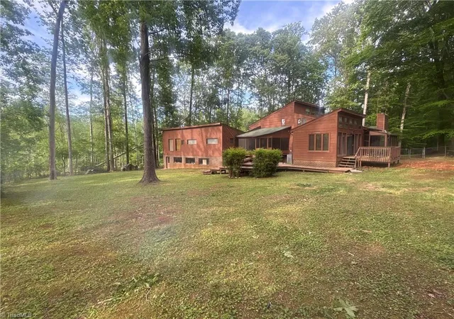 Homes for sale in Julian, NC | 6902 Greenland Ave, Julian, NC 27283 | MLS# 1220436