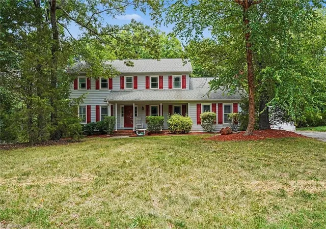 3rd image of 1801 Dantzler Dr, High Point, NC 27265 | MLS# 1224929
