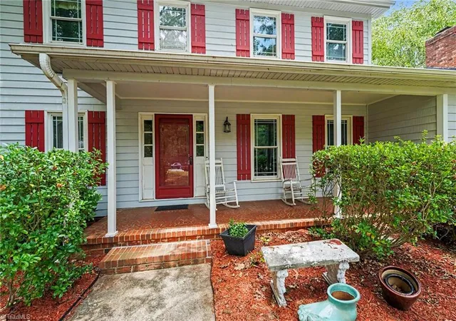 4th image of 1801 Dantzler Dr, High Point, NC 27265 | MLS# 1224929