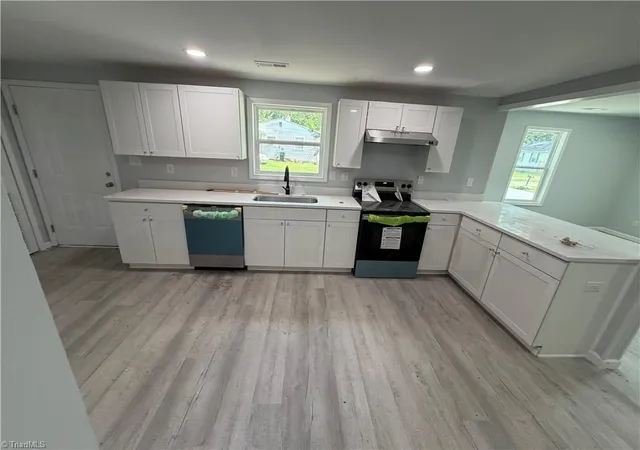1st image of 115 Griffith St, Thomasville, NC 27360 | MLS# 1227422
