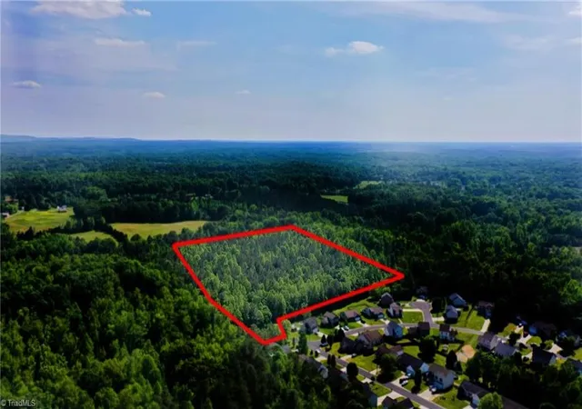 3rd image of 0 Coral Ln, Thomasville, NC 27360 | MLS# 1190767