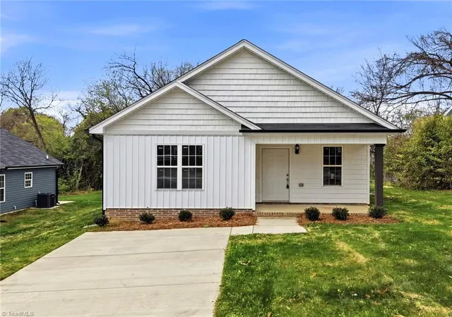 Photo 1 of Sale Pending at 511 White Oak St, High Point, NC 27260 | MLS# 1233759 | Listing updated on 2026-08-28