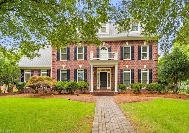 2nd image of 5605 Wildrose Dr, Greensboro, NC 27410 | MLS# 1228192