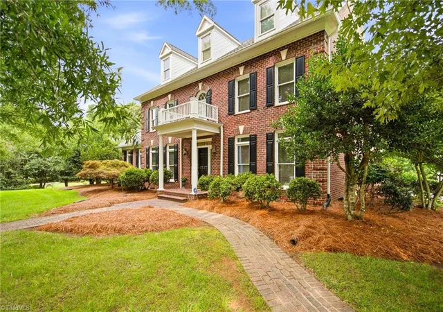 4th image of 5605 Wildrose Dr, Greensboro, NC 27410 | MLS# 1228192