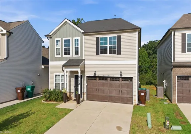 Photo 4 of Single family home for sale at 653 Cam Cir, High Point, NC 27265 | MLS# 1233434 | Listing updated on 2026-09-13