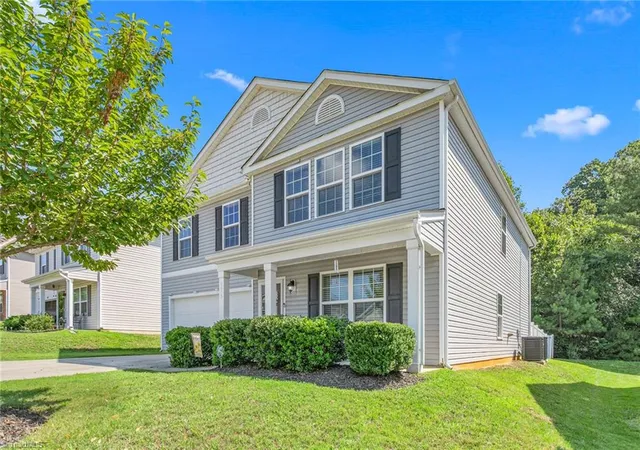 Homes for sale in Whitsett, NC | 6623 Glenville Dr, Whitsett, NC 27377 | MLS# 1226276