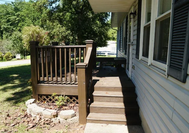 Photo 5 of Single family home for sale at 127 Ml Ridge Rd, North Wilkesboro, NC 28659 | MLS# 1229778 | Listing updated on 2026-08-05