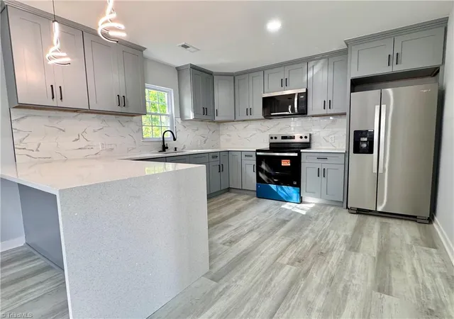 Photo 2 of Single family home for sale at 718 James St, Burlington, NC 27217 | MLS# 1217533 | Listing updated on 2026-08-04