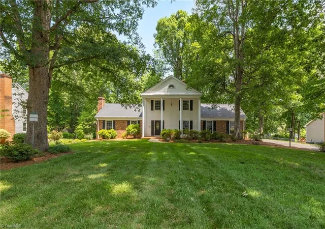 Homes for sale in Reidsville, NC | 1104 Arbor Ln, Reidsville, NC 27320 | MLS# 1223161