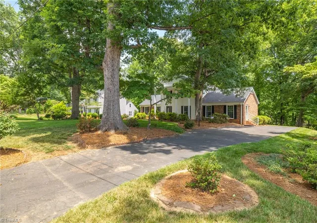 Homes for sale in Reidsville, NC | 1104 Arbor Ln, Reidsville, NC 27320 | MLS# 1223161