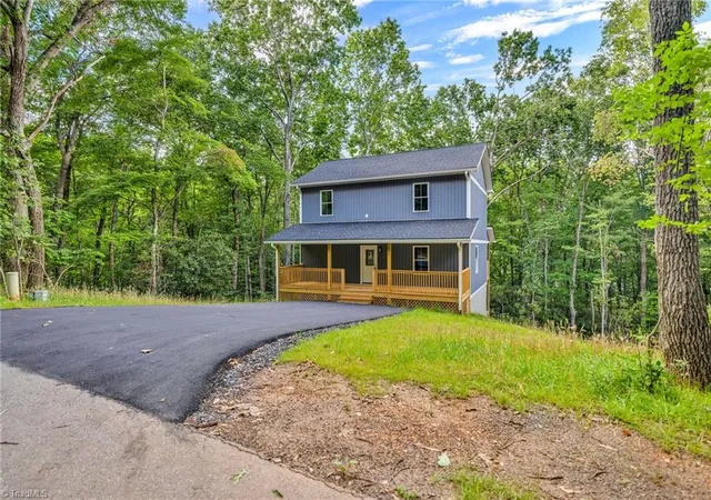 Photo 2 of Sale Pending at 360 Laurel Ln, Jefferson, NC 28640 | MLS# 1231694 | Listing updated on 2026-09-03