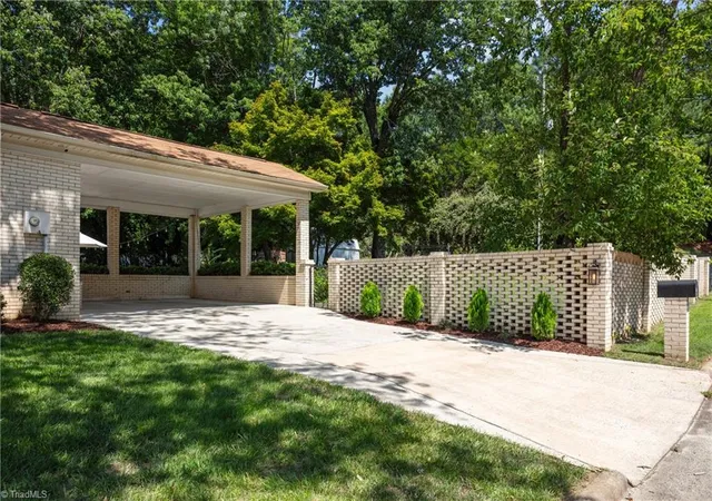 Photo 2 of Sale Pending at 6111 Arcadia Dr, Greensboro, NC 27410 | MLS# 1229749 | Listing updated on 2026-10-08