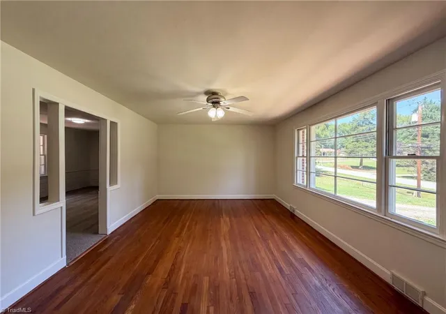 Photo 3 of Single family home for sale at 5150 Williamsburg Rd, Winston Salem, NC 27106 | MLS# 1228395 | Listing updated on 2026-10-08