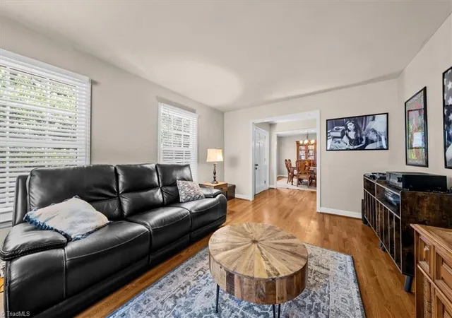 4th image of 4311 Dogwood Dr, Greensboro, NC 27410 | MLS# 1220500