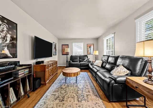 5th image of 4311 Dogwood Dr, Greensboro, NC 27410 | MLS# 1220500