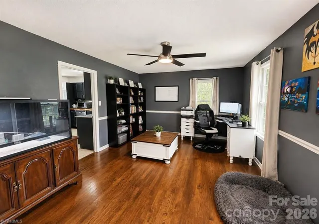 Photo 3 of Sale Pending at 6127 Winview Heights St, Clemmons, NC 27012 | MLS# 1233139 | Listing updated on 2026-08-31