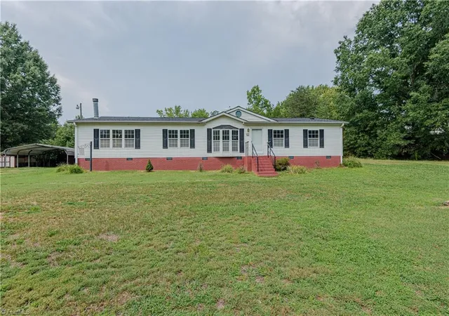 Manufactured home for sale at 127 Shelby Ln, Madison, NC 27025 | MLS# 1231403