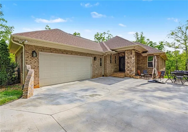 1st image of 1629 Healing Springs Dr, Denton, NC 27239 | MLS# 1217288