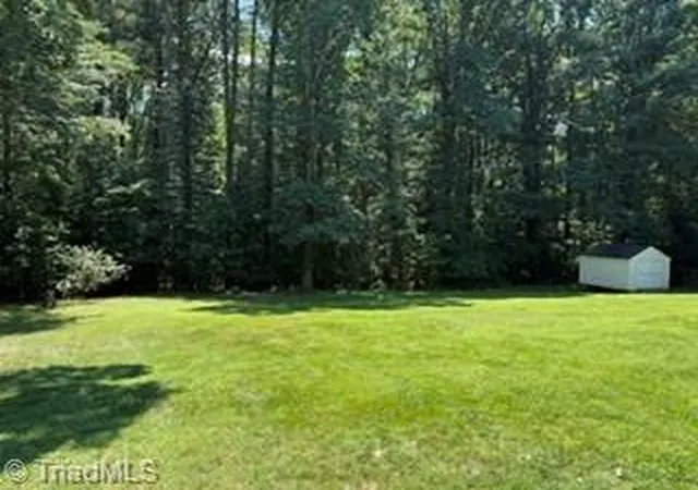 Homes for sale in North Wilkesboro, NC | 128 Hickory Hollow Rd, North Wilkesboro, NC 28659 | MLS# 1225777