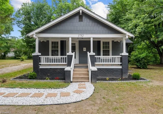 Photo 1 of Single family home for sale at 1752 Argonne Blvd, Winston Salem, NC 27107 | MLS# 1238381 | Listing updated on 2026-10-20