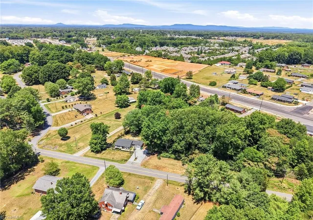 30th image of 2758 Martin St, Walkertown, NC 27051 | MLS# 1224673