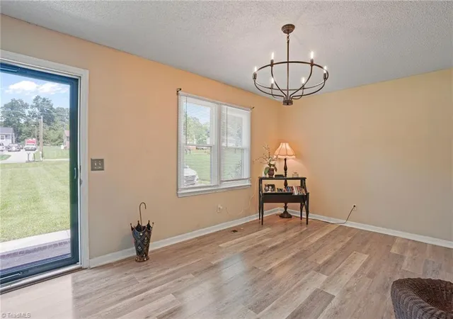 Photo 4 of Single family home for sale at 5006 Woodsboro Ln, Winston Salem, NC 27105 | MLS# 1231069 | Listing updated on 2026-09-14