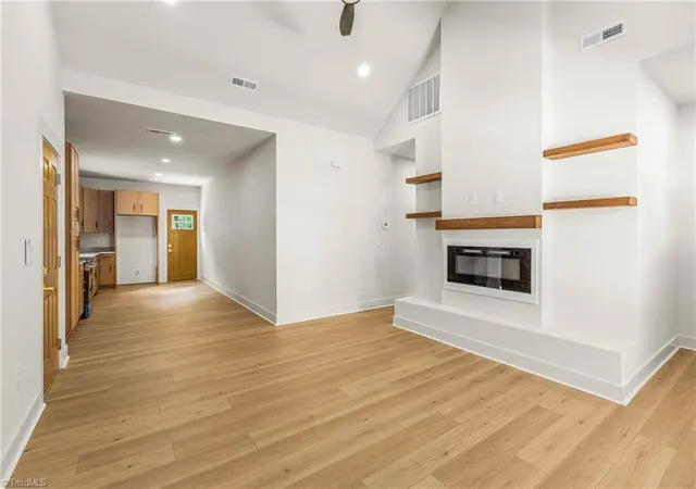 2nd image of 412 E 15th St, Winston Salem, NC 27105 | MLS# 1230912