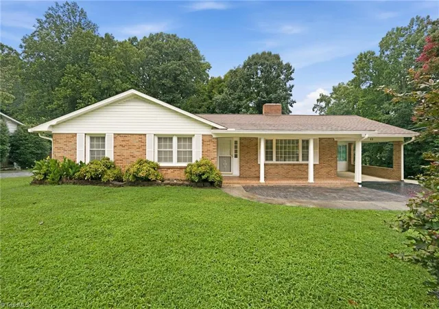Photo 2 of Sale Pending at 399 Wildwood Ln, Winston Salem, NC 27107 | MLS# 1228932 | Listing updated on 2026-08-29