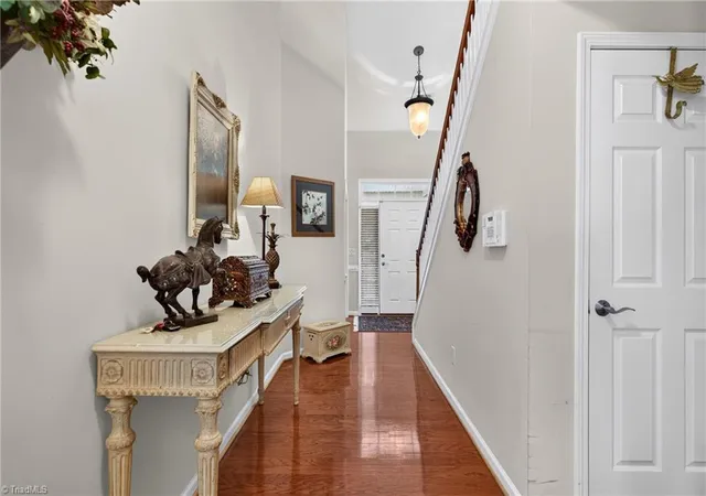 3rd image of 115 Heritage Hill Dr, Jamestown, NC 27282 | MLS# 1227025