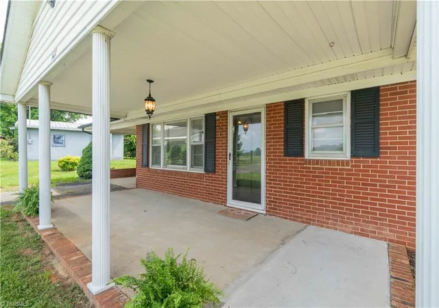 Homes for sale in Mount Airy, NC | 1427 Reeves Mill Rd, Mount Airy, NC 27030 | MLS# 1222877