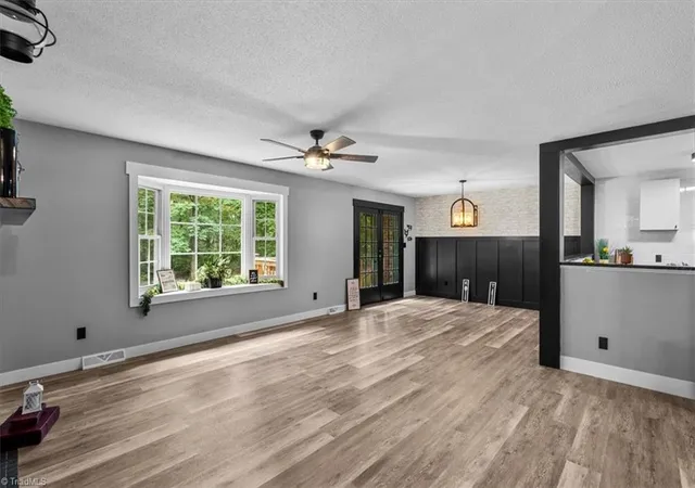 Photo 4 of Sale Pending at 681 Foxcroft Dr, Lexington, NC 27292 | MLS# 1233993 | Listing updated on 2026-09-02