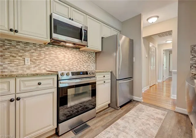 Photo 3 of Sale Pending at 2919 Oak Ridge Rd, Oak Ridge, NC 27310 | MLS# 1230518 | Listing updated on 2026-10-06