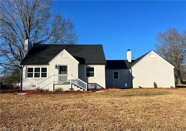 Homes for sale in Archdale, NC | 512 Dale St, Archdale, NC 27263 | MLS# 1203701