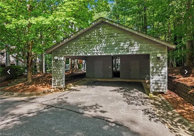 2nd image of 223 Forest Brook Dr, Winston Salem, NC 27106 | MLS# 1230853
