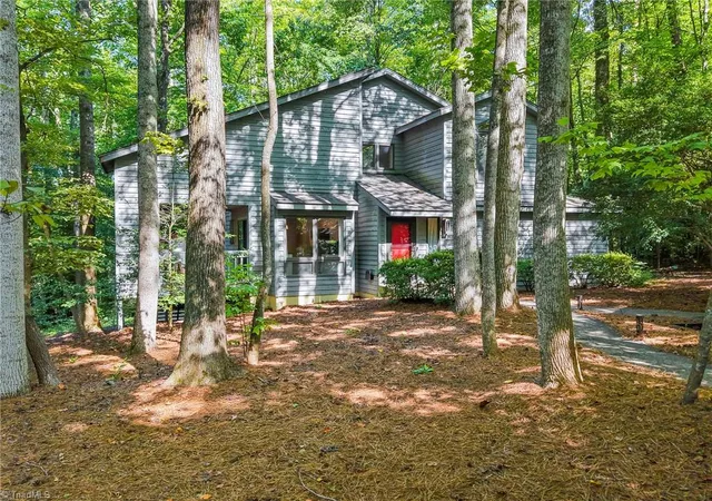 3rd image of 223 Forest Brook Dr, Winston Salem, NC 27106 | MLS# 1230853