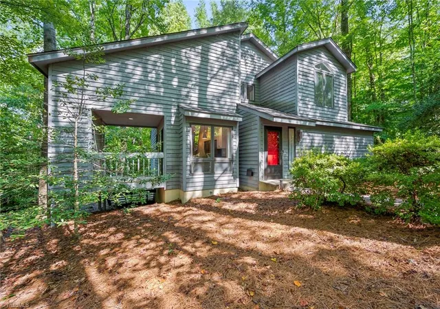 4th image of 223 Forest Brook Dr, Winston Salem, NC 27106 | MLS# 1230853