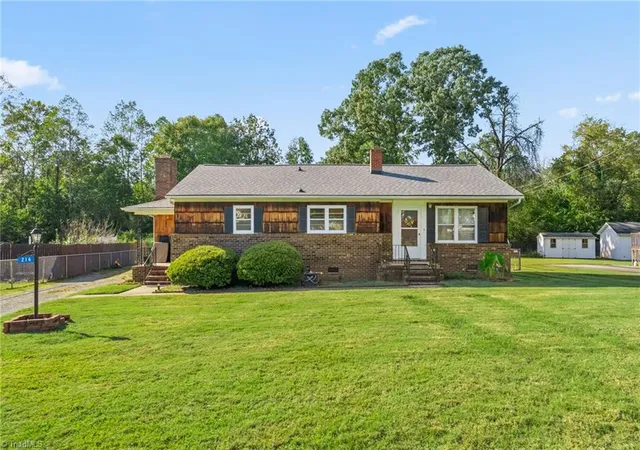 Photo 2 of Single family home for sale at 216 Circle Dr, Gibsonville, NC 27249 | MLS# 1233241 | Listing updated on 2026-08-24