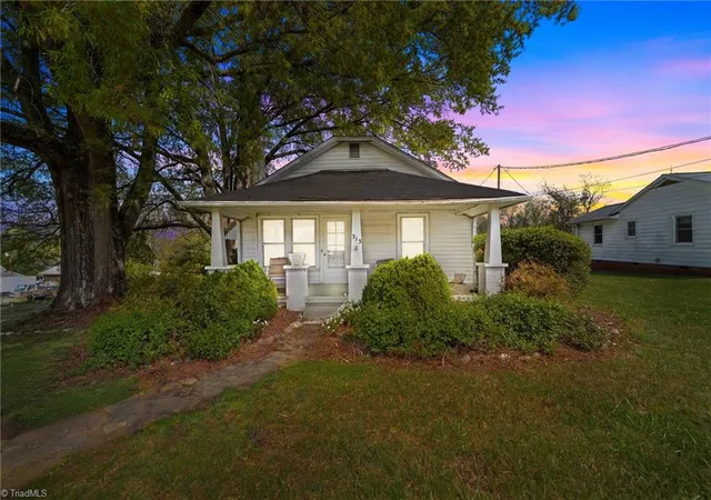 Photo 1 of Single family home for sale at 313 E King St, King, NC 27021 | MLS# 1176532 | Listing updated on 2026-07-10