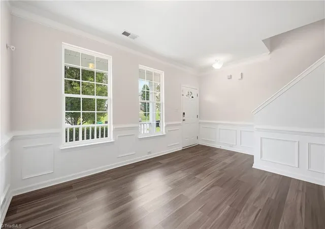 Photo 2 of Sale Pending at 2211 Rindle Dr, High Point, NC 27262 | MLS# 1227393 | Listing updated on 2026-09-04