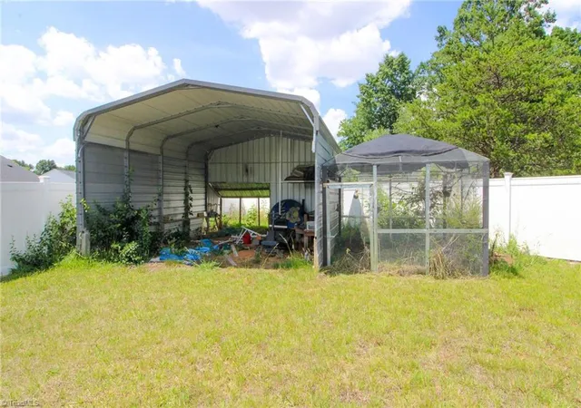 35th image of 3803 Abbeywood Dr, Jamestown, NC 27282 | MLS# 1222600