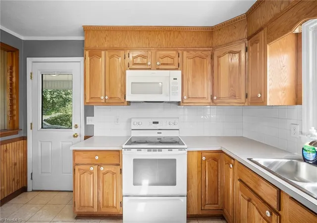 4th image of 287 Holly Ave, Mount Airy, NC 27030 | MLS# 1219700