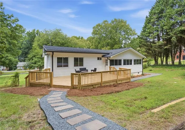 2nd image of 1301 Watson Ave, Winston Salem, NC 27103 | MLS# 1233080