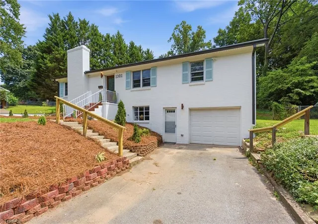 4th image of 1301 Watson Ave, Winston Salem, NC 27103 | MLS# 1233080